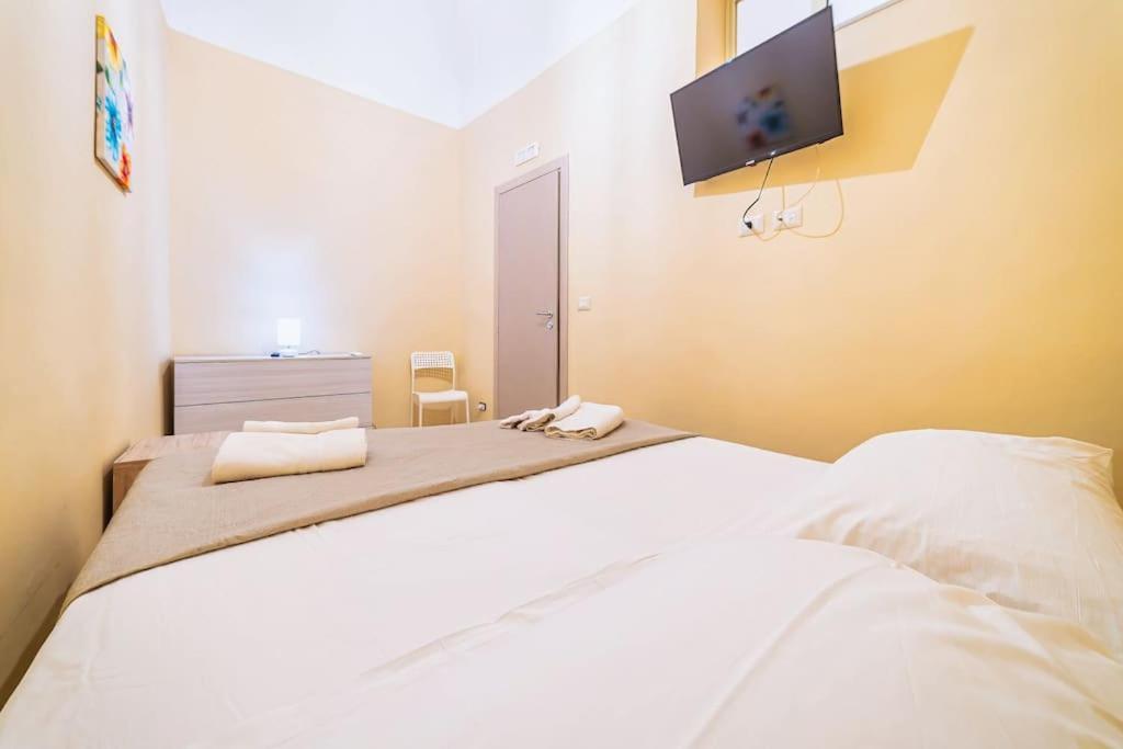 Centro- Benedettini'S Apartament Катанія Екстер'єр фото