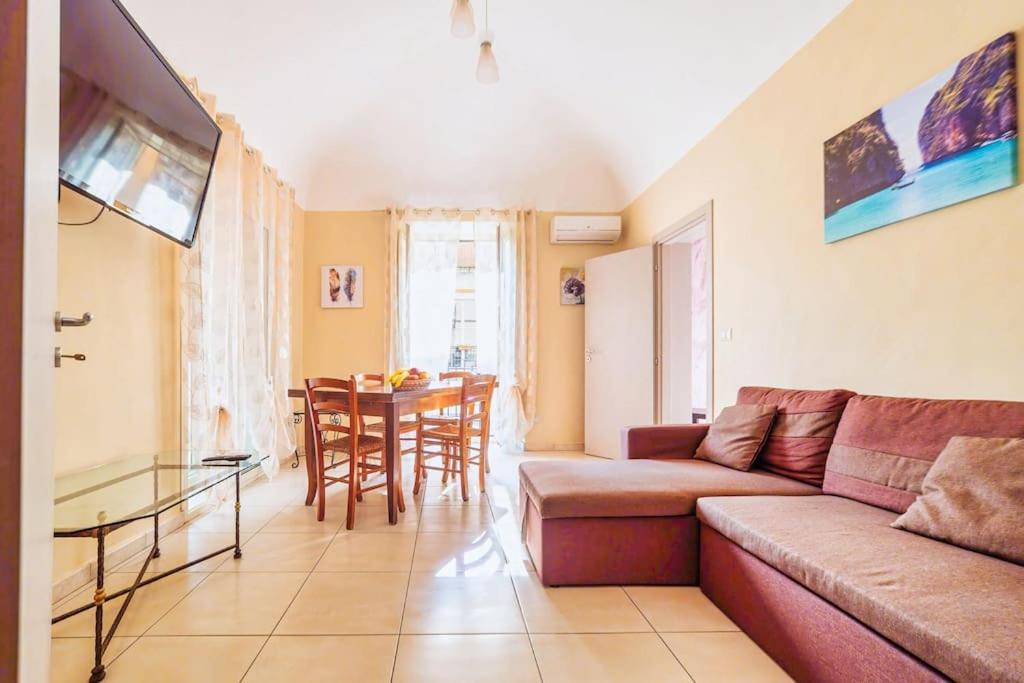 Centro- Benedettini'S Apartament Катанія Екстер'єр фото